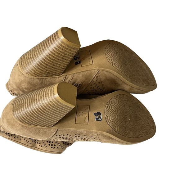 Me Too Women’s Booties Size 8.5 Tan Faux Suede Block Heel Ankle Boots - Picture 9 of 12